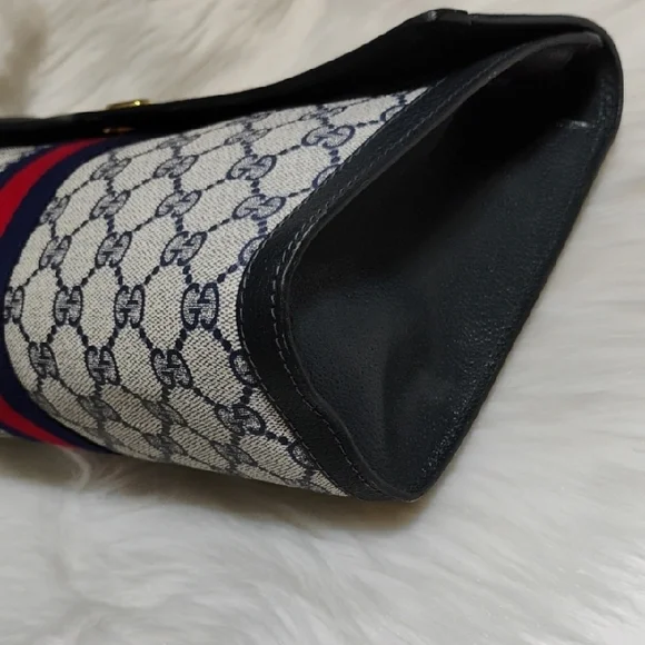 SALE! Authentic Gucci GG Supreme Sherry Line Leather Vtg Clutch Bag - Picture 8 of 16